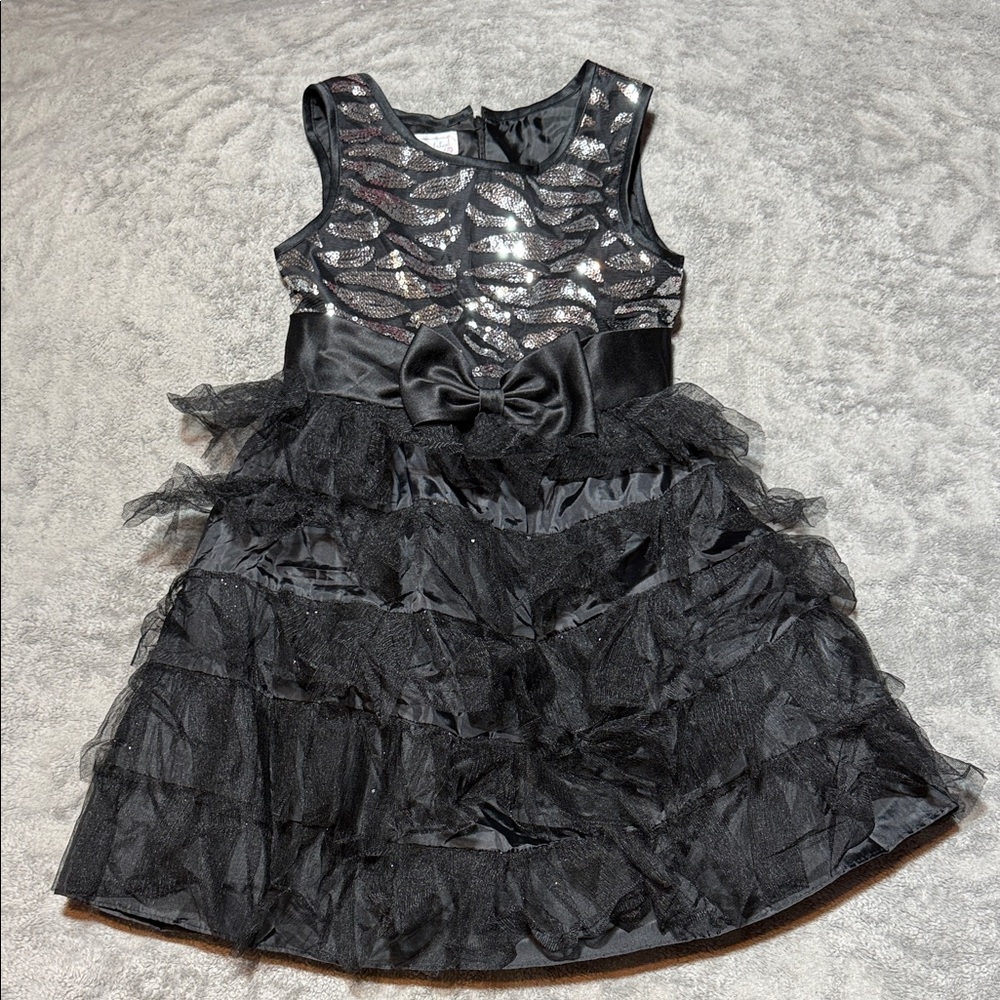 Pippa & Julie Black and Silver Formal Dress size 7